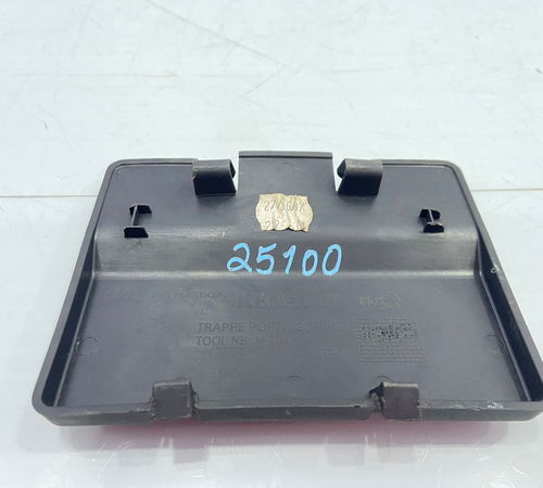 Moldura Interna Porta-malas Renault Logan 2015/2021