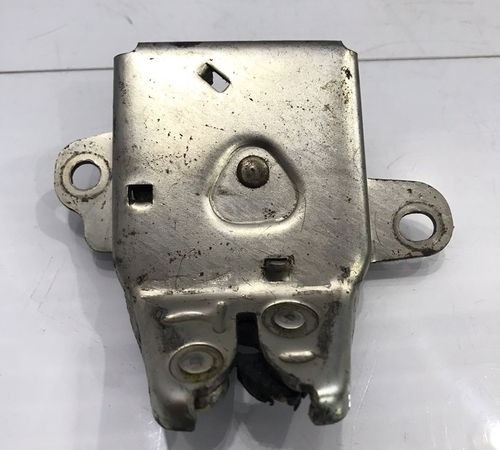 Fechadura Porta-malas Toyota Corolla 200...