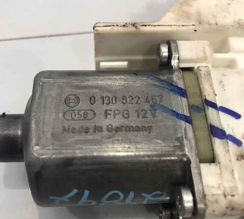 Motor Máquina De Vidro Dianteiro Direito Vw Tiguan 12/16