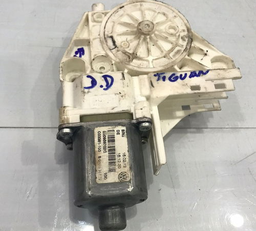 Motor Máquina De Vidro Dianteiro Direito Vw Tiguan 12/16