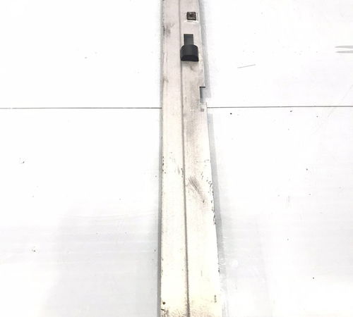 Guia Canaleta Vidro Porta Dianteira Direita Gm Astra 99/10