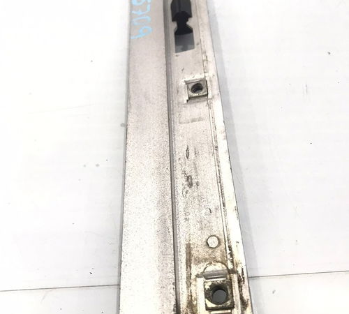 Guia Canaleta Vidro Porta Dianteira Direita Gm Astra 99/10