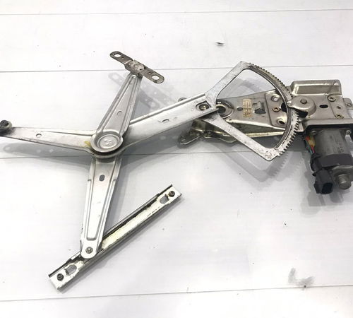 Máquina De Vidro Porta Dianteira Direita Gm Astra 1999/2010