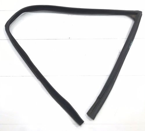 Borracha Canaleta Porta Dianteira Esquerda Fiat Idea 06/10