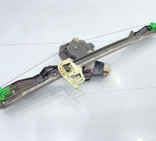 Máquina De Vidro Porta Dianteira Direita Fiat Idea 2006/2010