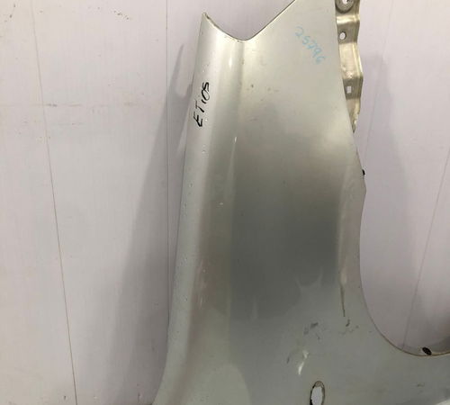 Para-lama Direito Toyota Etios 2013/2021