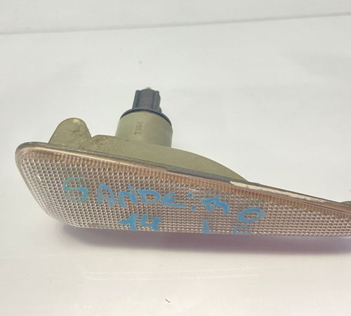 Pisca Para-lama Esquerdo Renault Sandero 2015/2021