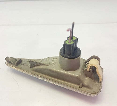 Pisca Para-lama Esquerdo Renault Sandero 2015/2021