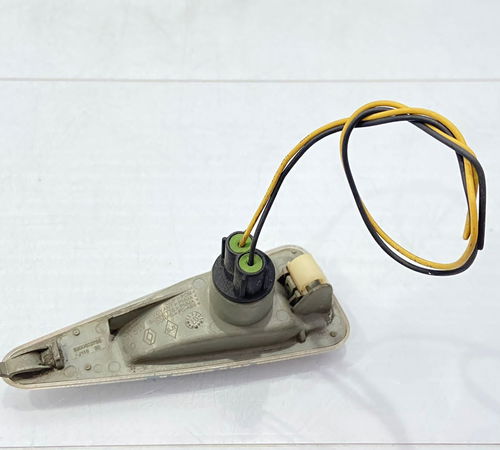 Pisca Para-lama Direito Renault Sandero 2015/2021