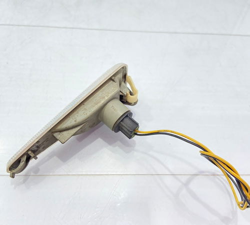 Pisca Para-lama Direito Renault Sandero 2015/2021