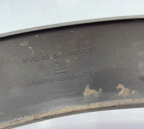 Moldura Para-lama Esquerdo Chevrolet Zafira