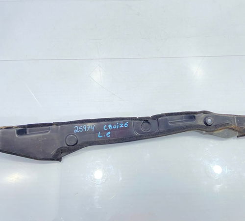 Moldura Para-lama Esquerdo Chevrolet Cru...
