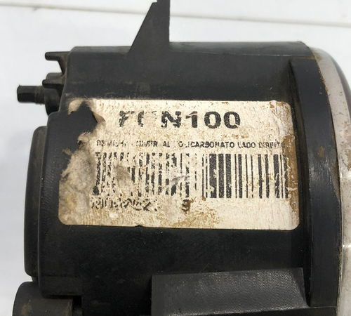 Farol De Milha Esquerdo Renault Sandero/logan 2015/2021