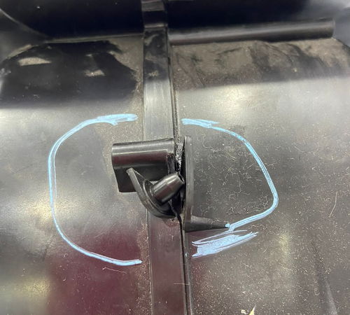 Caixa Ventilação Interna Renault Sandero/logan 15/21 C/det