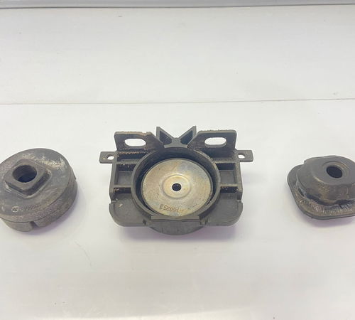 Suporte Coxim Radiador Direito Audi A6 2013/2016