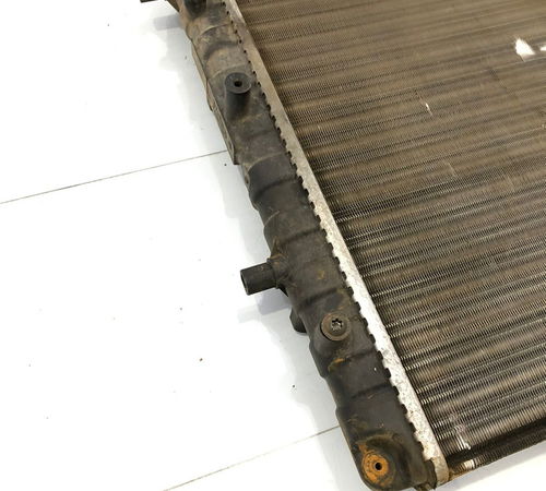 Radiador Da Água Volkswagen G5/g6/g7 Sem Ar