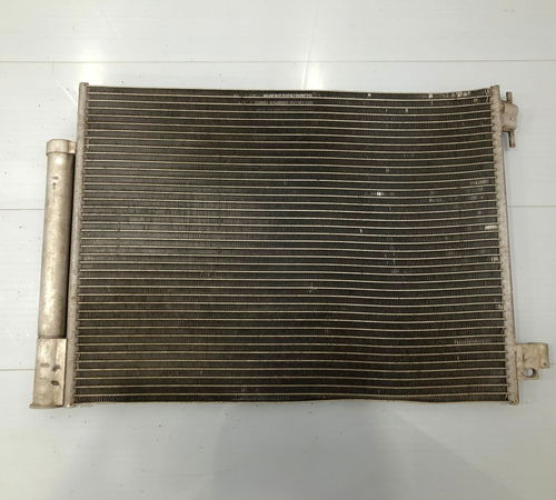 Condensador Ar-condicionado Renault Sand...