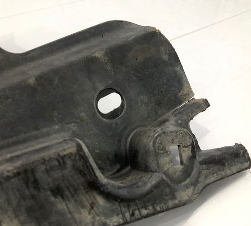Defletor Inferior Radiador Ford Ka 2015/2018 Com Detalhe