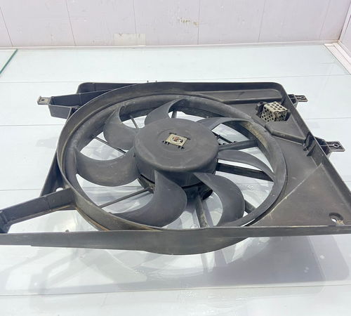 Defletor Com Ventoinha Renault Sandero 2008/2014