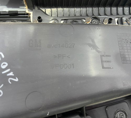 Forro De Porta Dianteira Esquerda Chevrolet Prisma 2013/2018