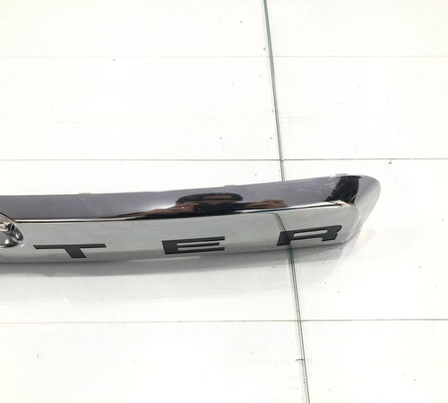 Moldura Friso Tampa Traseira Renault Duster 2011/2019