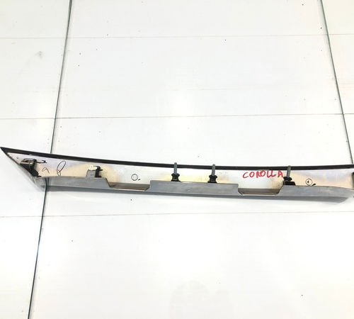 Moldura Friso Tampa Traseira Toyota Corolla  2007/2014