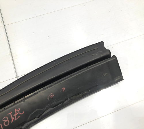 Grade Churrasqueira Direito Volkswagen Tiguan 2012/2016