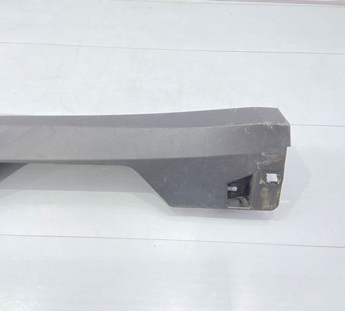 Spoiler Lateral Esquerdo Chevrolet Tracker 2019/2021