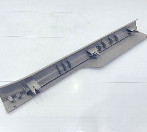 Soleira Interna Dianteira Direita Nissan Sentra 2008/2013