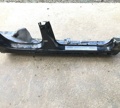 Retalho Caixa De Ar Direita Peugeot 207 2007/2016
