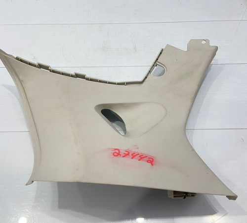Acabamento Coluna Traseira Direita Volkswagen Up 2014/2019