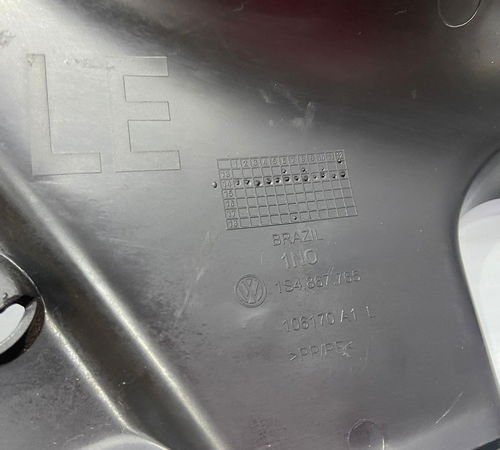 Acabamento Soleira Banco Traseiro Esquerdo Vw Up 2014/2019