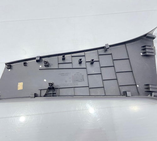 Moldura Coluna Direita Renault Fluence