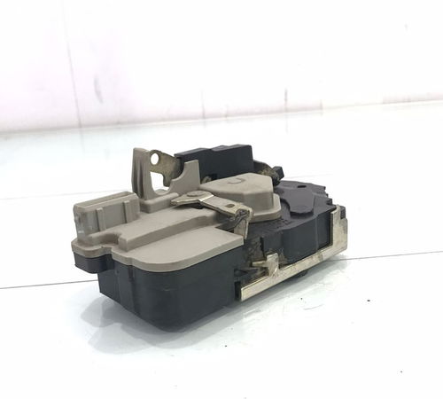 Fechadura Porta Traseira Direita Peugeot 207 2007/2016