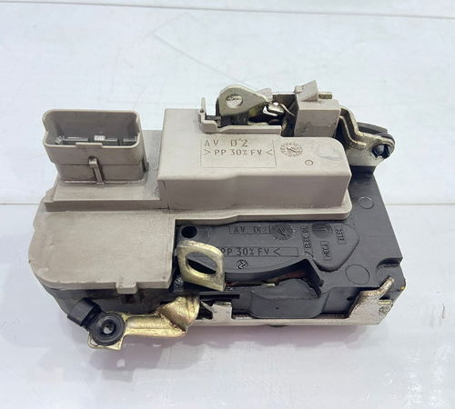Fechadura Porta Dianteira Direita Peugeot 207 2007/2016