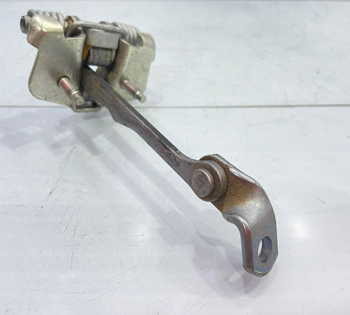 Limitador Porta Traseira Esquerda Renault Oroch 2012/2021