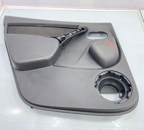 Forro De Porta Traseira Esquerda Renault Oroch 2012/2021