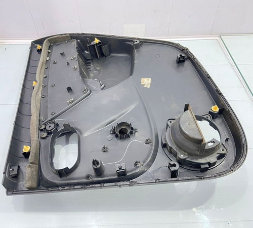 Forro De Porta Traseira Esquerda Renault Oroch 2012/2021
