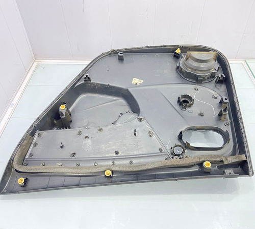 Forro De Porta Traseira Esquerda Renault Oroch 2012/2021