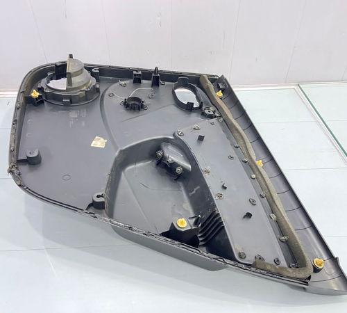Forro De Porta Traseira Esquerda Renault Oroch 2012/2021