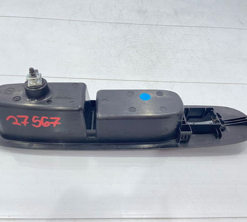 Moldura Botão Vidro Dianteiro Direito Fiat Punto 2008/2018