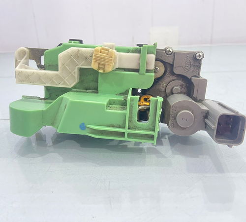 Fechadura Porta Traseira Esquerda Fiat Punto 2008/2018