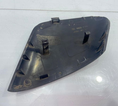 Moldura Retrovisor Direito Fiat Punto 2008/2018