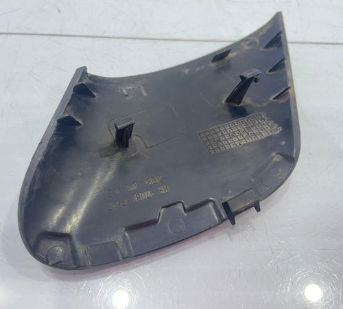 Moldura Retrovisor Direito Fiat Punto 2008/2018