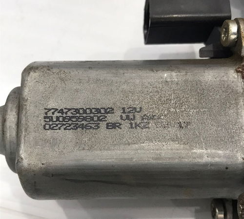 Máquina De Vidro Porta Dianteira Esquerda Volksw. G6 13/16