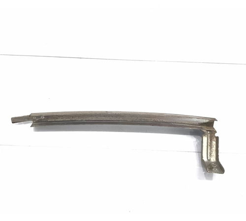 Guia Canaleta Vidro Porta Dianteira Esquerda Vw G5/g6/g7/g8