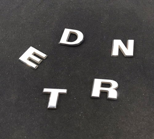Emblema Trend Porta Dianteira Volkswagen G5/g6/g7/g8