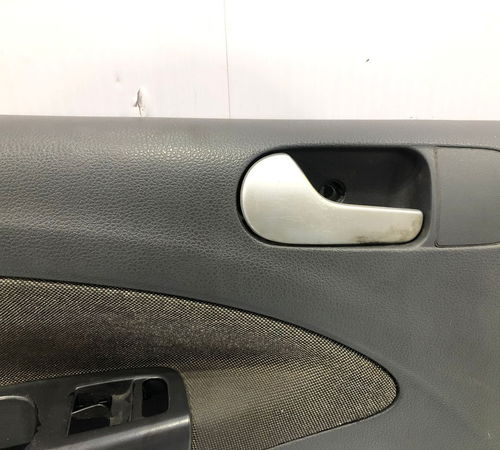 Forro De Porta Dianteira Esquerda Volkswagen G5/g6 2010/2016