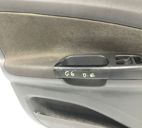 Forro De Porta Dianteira Esquerda Volkswagen G5/g6 2010/2016