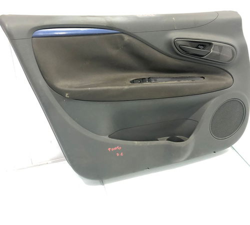 Forro De Porta Dianteira Esquerda Fiat Punto 2008/2018